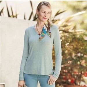 Cabi Women's V-Neck Long Sleeve Tee Shirt Top Light Green mint Size‎ S